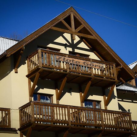 Zlote Gory - Czarna Gora Bed & Breakfast Sienna  Exterior photo