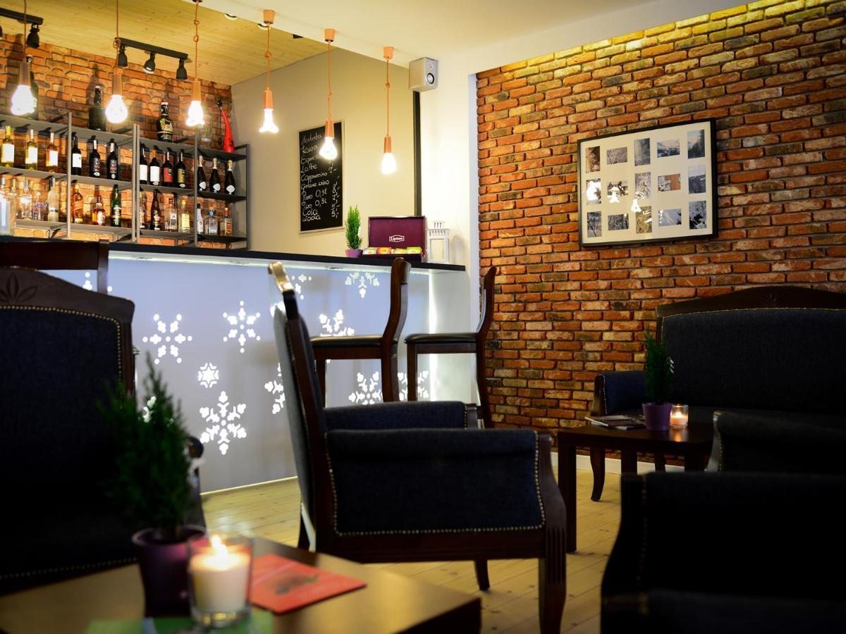 Zlote Gory - Czarna Gora Bed & Breakfast Sienna  Exterior photo